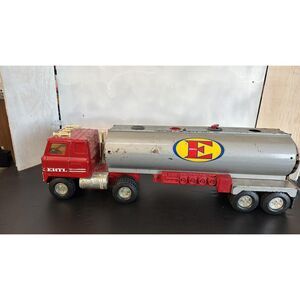 Ertl 22 Inch Fuel Tanker Truck Metal  Vintage 1970's